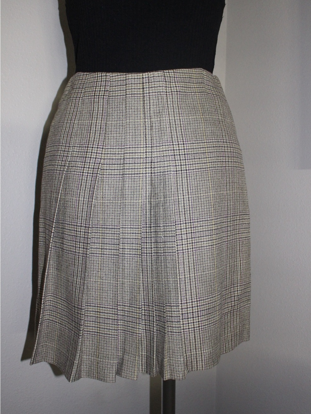 Anne Klien Plaid Pleated Wool Skirt